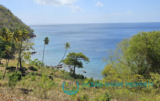 Land Gros Piton Leading to the Beach